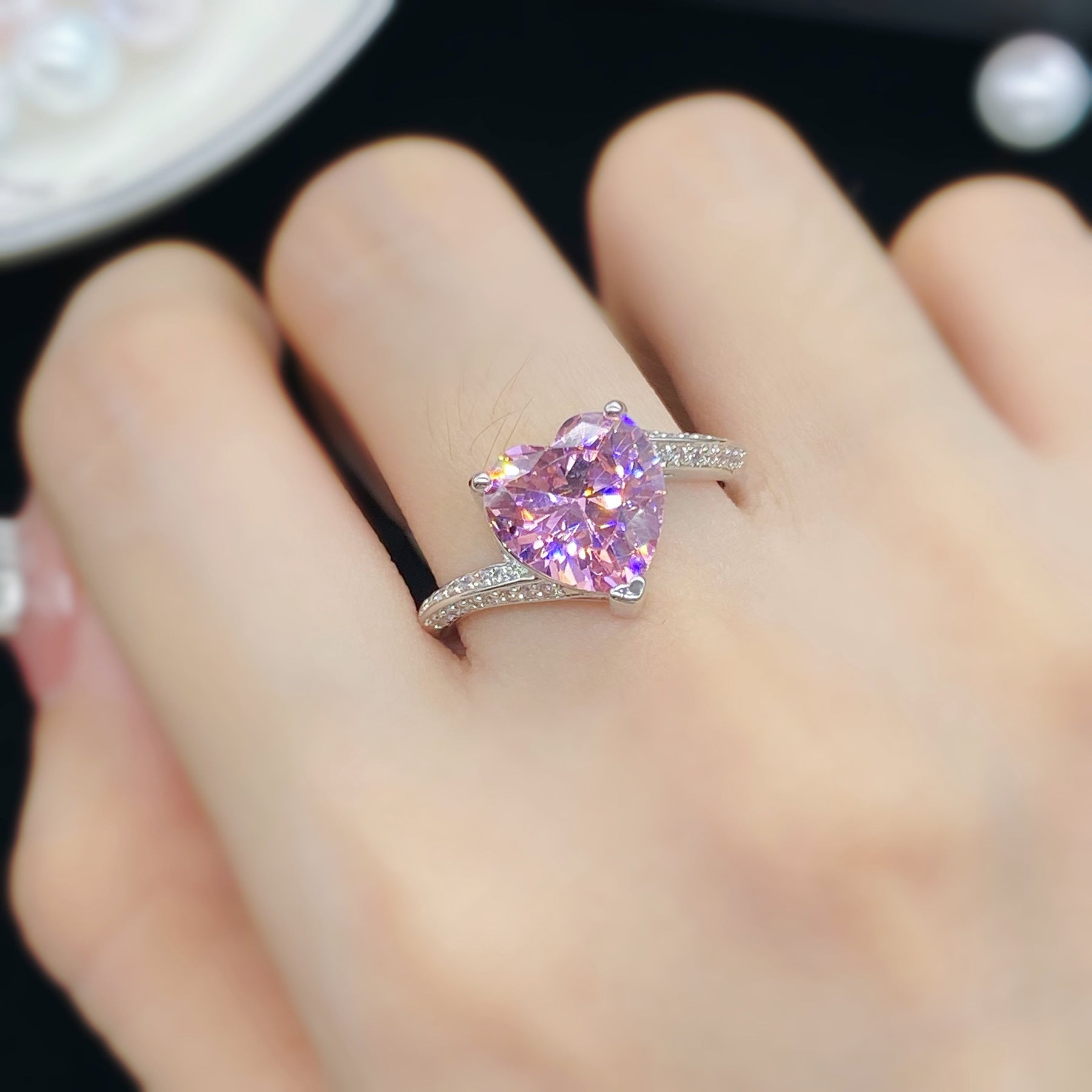 Joyas al por mayor Pink Heart Zircon Anillos de cobre